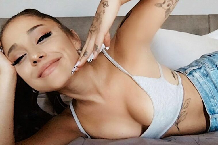 Ariana Grande Nude Possible Leaked & HOT – Part 1 (153 Photos + Videos) [2021 Update]
