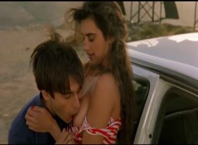 Penelope Cruz Nude in Jamon Jamon Sex Scene