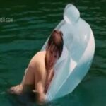 Celeb Kelly Brook nude and wet in Piranha 3D Sex Scene