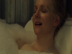 Laura Linney, Cynthia Nixon - The Big C. (2011) Sex Scene