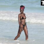 Skinny Adut Akech Bior Spent Her Christmas Day Birthday Soaking Up the Sun in Mexico (50 Photos)