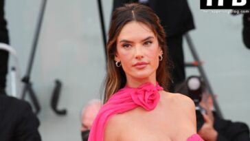 Alessandra Ambrosio Looks Stunning at the 79th Venice International Film Festival (152 Photos)