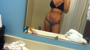 Allie (TNA) Leaked (4 Photos)