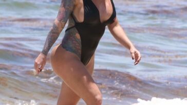 Alysia Magen Shows Off Her Curves While Enjoying a Sunny Day at the Beach in Miami Beach (64 Photos)