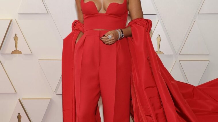 Ariana DeBose Looks Hot in Red at the 94th Annual Academy Awards (29 Photos)