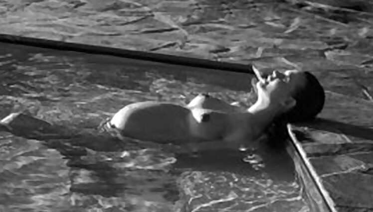 Behati Prinsloo Nude And Wet In The Pool !