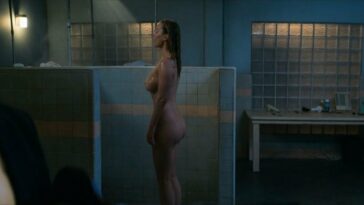 Betty Gilpin Naked – Glow (3 Pics + GIF & Video)