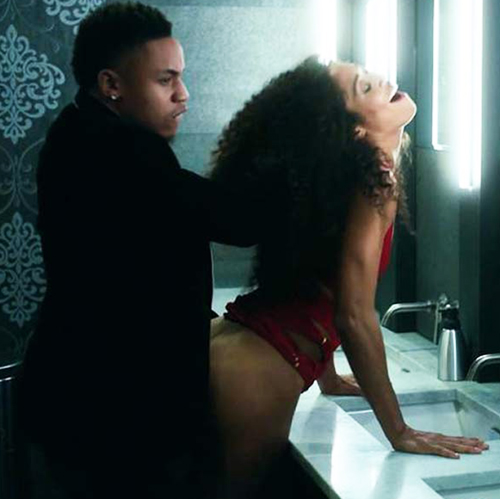 Chelsea Watts Sex in the Toilet Scene from 'Power'