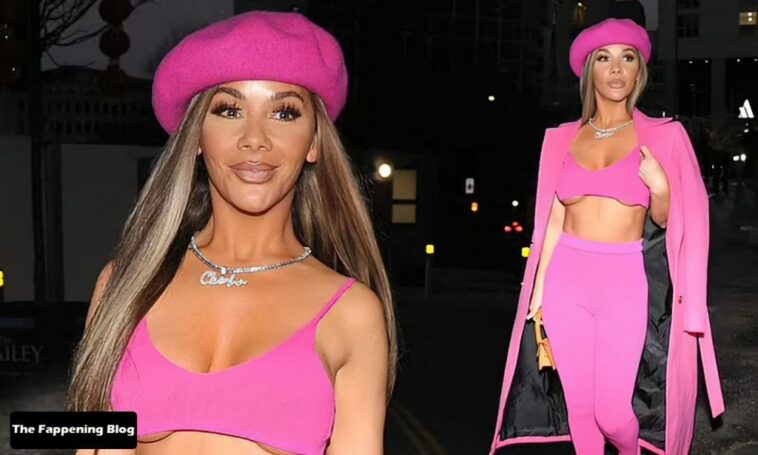 Chelsee Healey Shows Off He Underboob at Hairchoice Event (10 Photos)