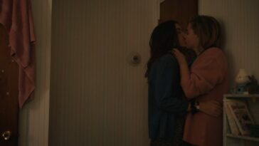 Chloë Grace Moretz, Quinn Shephard Nude & Sexy – The Miseducation of Cameron Post (6 Pics + GIF & Video)