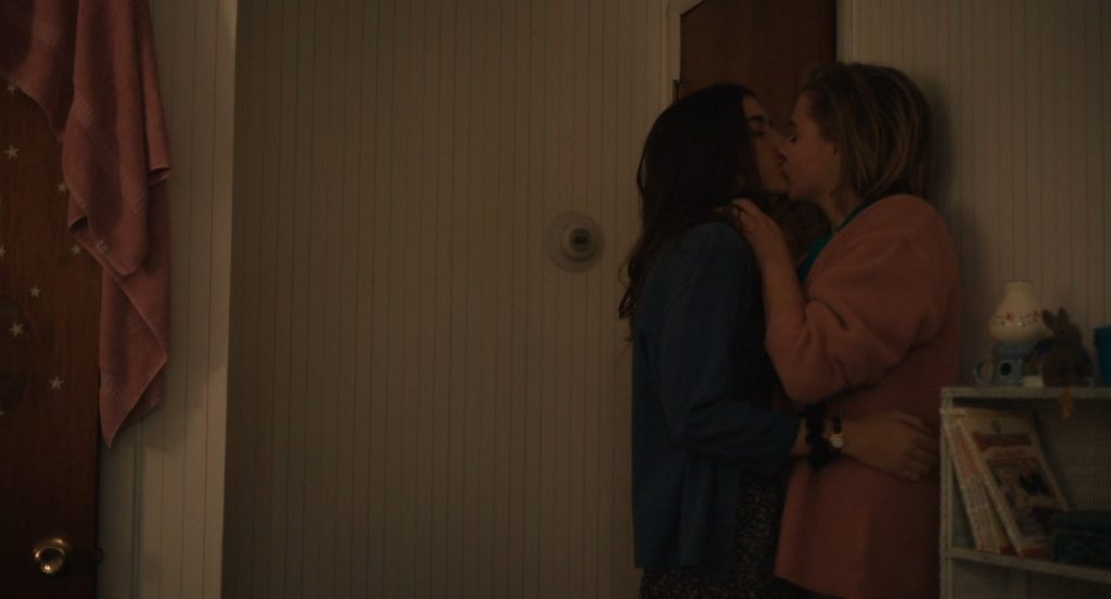 Chloë Grace Moretz, Quinn Shephard Nude & Sexy – The Miseducation of Cameron Post (6 Pics + GIF & Video)