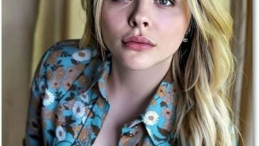 Chloe Grace Moretz Sexy (2 Hot Photos)