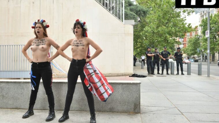 Femen Takes Action to Mark the Repeal of the Law Eliminating Abortion Rights in the U.S. (15 Photos)