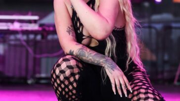 Iggy Azalea Performs at The 39th Annual Long Beach Pride Parade and Festival in Long Beach (150 New Photos)