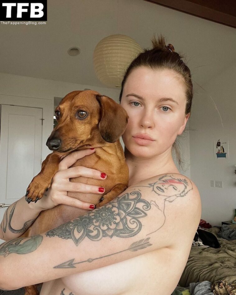 Ireland Baldwin Topless (2 New Photos)