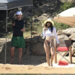 Jessica Biel & Justin Timberlake Relax on a Beach in Sardinia (47 Photos)