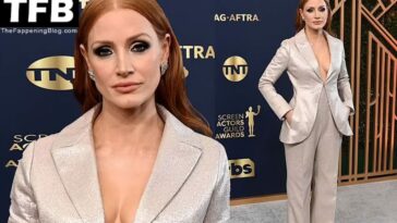 Jessica Chastain Displays Her Cleavage at the 28th Annual Screen Actors Guild Awards (156 Photos)