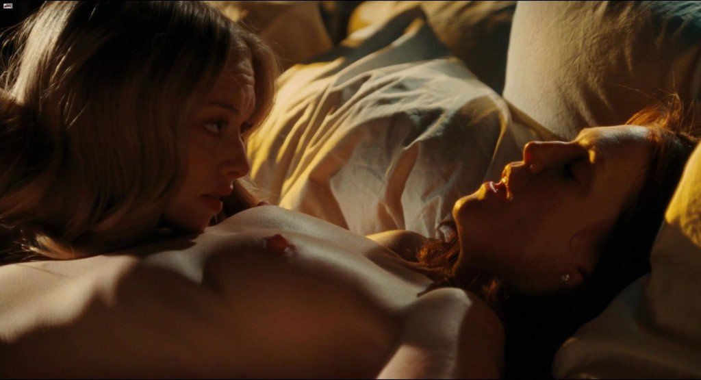 Julianne Moore, Amanda Seyfried Nude, Nina Dobrev Sexy - Chloe (23 Pics + GIFs & Video)