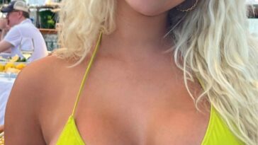 Kelsey Calemine Rocks a Yellow Bikini Aboard a Yacht on a Summer Break in Nerano (53 Photos)