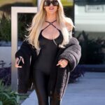 Khloe Kardashian Shows Off Her Tits in Burbank (40 Photos)