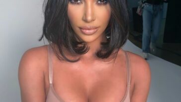 Kim Kardashian Hot (18 Photos)