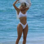 Kim Kardashian Shows Off Her Sexy Figure in a White Bikini During an Idyllic Getaway to Turks and Caicos (92 Photos)