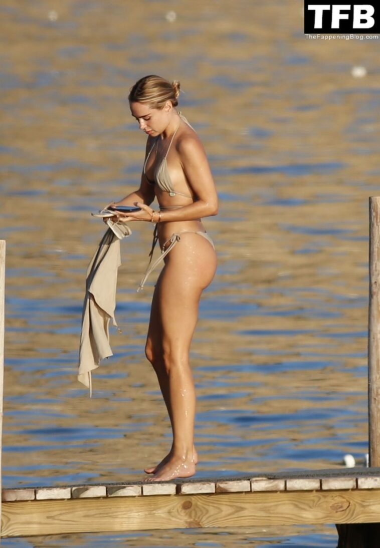 Kimberley Garner Shows Off Her Sexy Body in a Bikini on the Beaches of Ibiza (31 Photos)