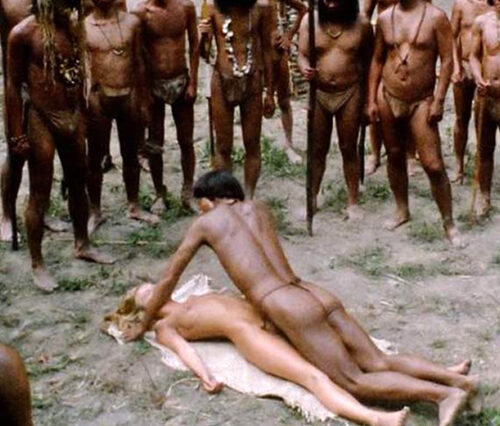 Monica Zanchi & Laura Gemser Nude Sex Scene from 'Emanuelle and the Last Cannibals'