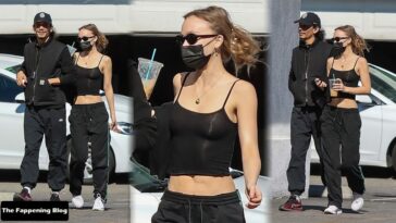 Braless Lily-Rose Depp and Her Boyfriend Yassine Stein Share Some PDA Before Getting Burgers (16 Photos)