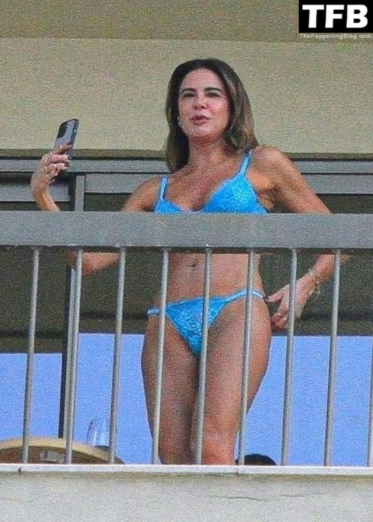 Luciana Gimenez Relaxes in a Blue Bikini on the Balcony of Her Hotel in Rio de Janeiro (35 Photos)