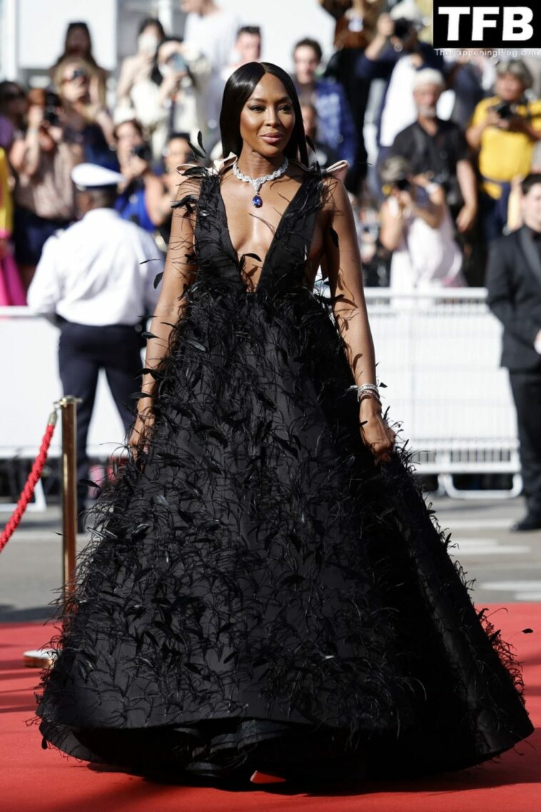 Naomi Campbell Displays Her Tits at the 75th Annual Cannes Film Festival (150 Photos)