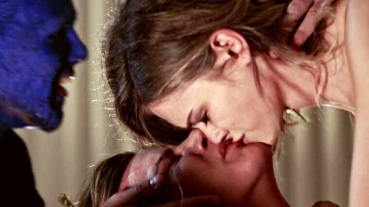 Natalie Burn & Anna Shields Forced Kiss from 'The Executioners'