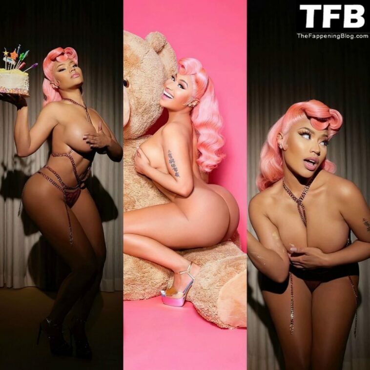 Nicki Minaj Shows Off Her Naked Body (7 Photos)