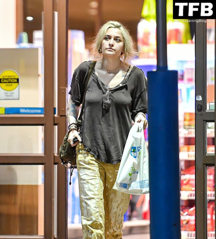 Braless Paris Jackson is Spotted in Los Angeles (18 Photos)