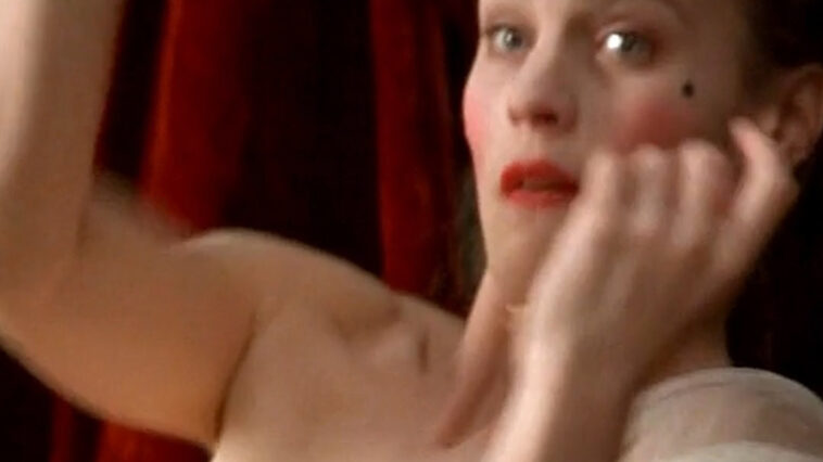 Robin Wright Nude Scene In Moll Flanders Movie - FREE VIDEO
