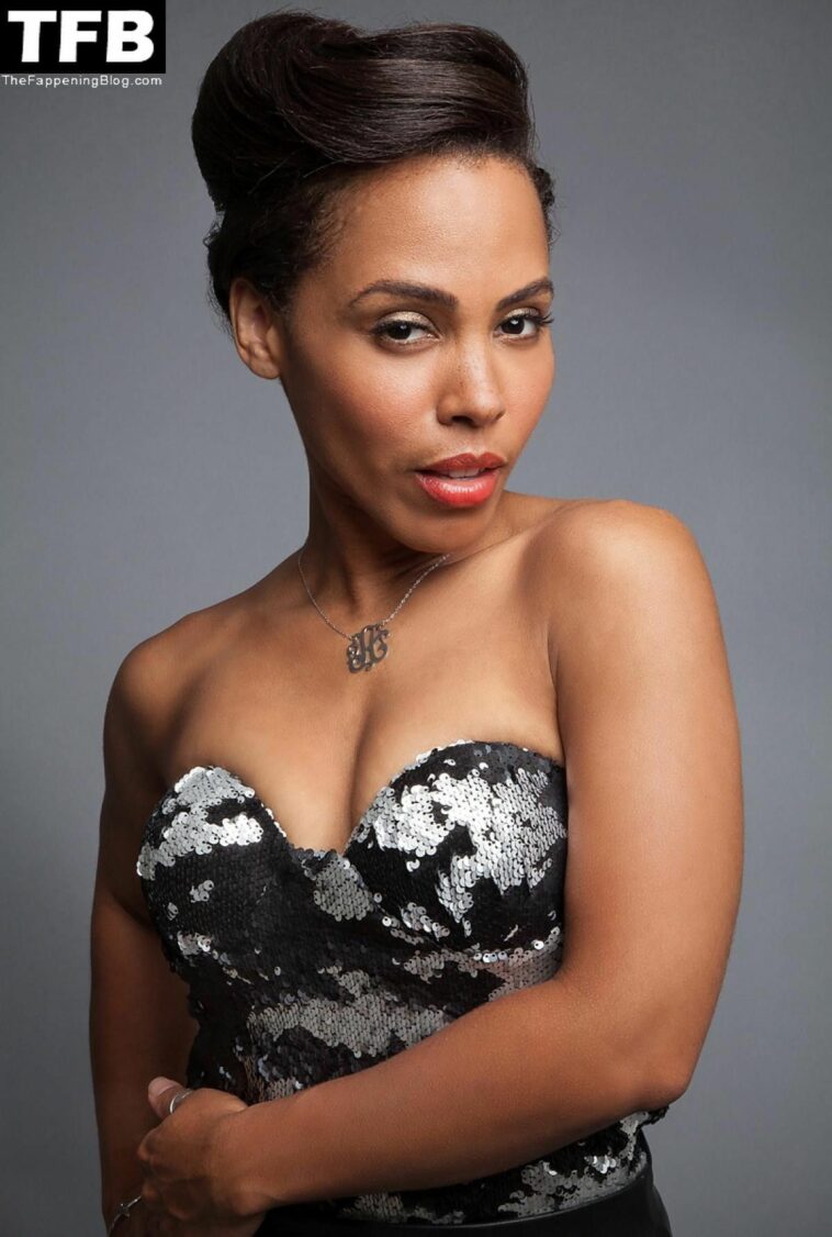 Amirah Vann Nude & Sexy Collection (12 Photos)