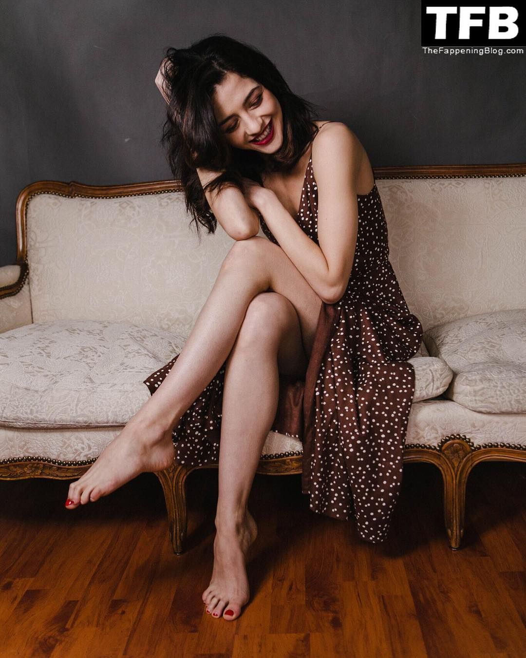 Katie Findlay Sexy Collection (14 Photos)