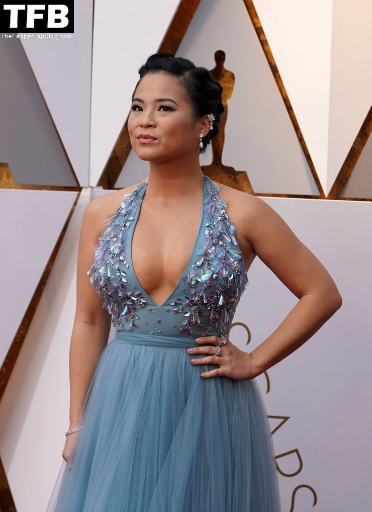 Kelly Marie Tran Sexy (5 Photos)