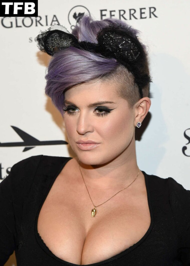 Kelly Osbourne Sexy Collection (25 Photos)