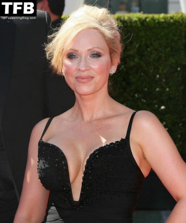 Leigh-Allyn Baker Sexy Collection (12 Photos + Video) [Updated]