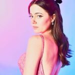 Molly Gordon Sexy & Topless (8 Photos)