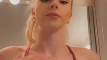 MsFiiire Dildo Blowjob Teasing Onlyfans Video Leaked