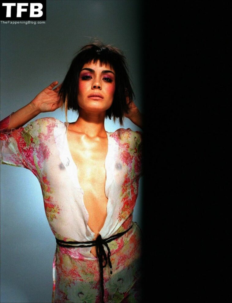 Shannyn Sossamon Nude & Sexy Collection (9 Photos)