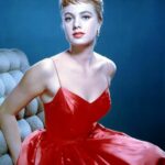 Shirley Jones Nude & Sexy Collection (14 Photos)