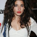 Tania Raymonde Nude & Sexy Collection (43 Photos + Videos)