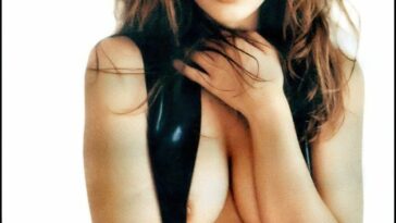 Cindy Crawford Nude - Max Magazine (4 Photos)