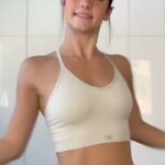 Charli D'Amelio Sexy Sports Bra Dance Video Leaked