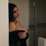 Mia Khalifa Sexy Lingerie Photoshoot Set Leaked