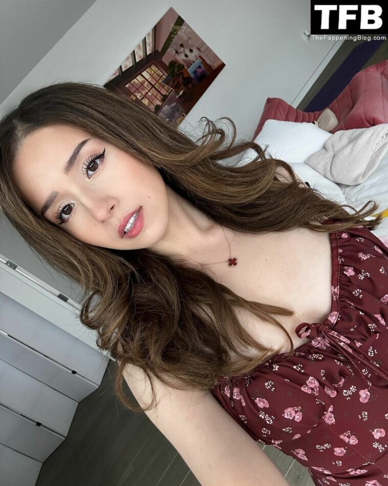 Pokimane Sexy (12 Photos)