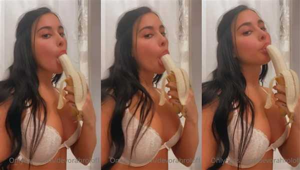 Devorah Roloff Nude Banana Sucking Video Leaked - Famous Internet Girls